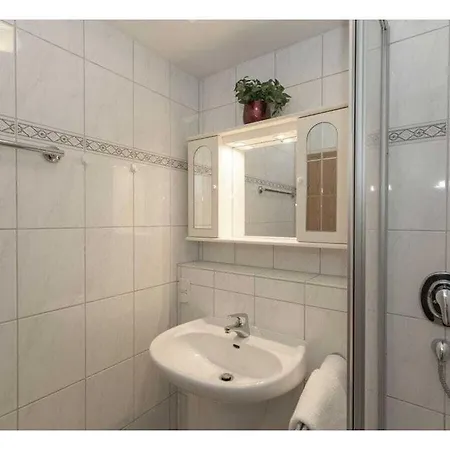 Kurpark 211b * קושהאבן